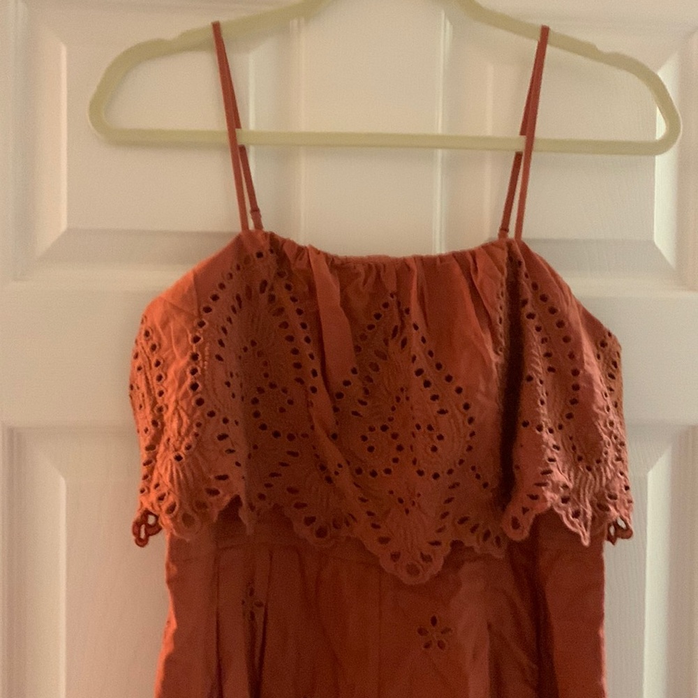 Thin strap jumper